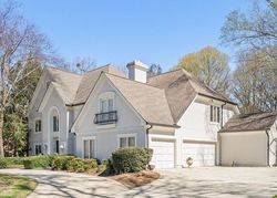  Hawthorne Dr Ne
