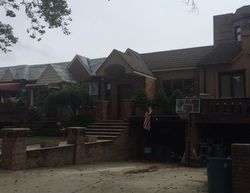  E 32nd St