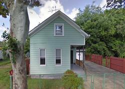  E 84th St