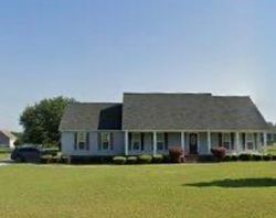 Chinaberry Ln
