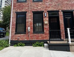  Loraine St