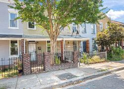 18th St Ne